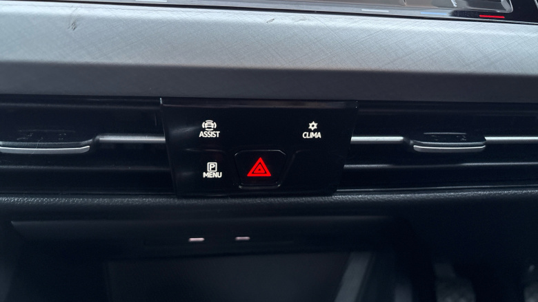 Volkswagen Golf 1.5 TSI Life 5dr Petrol Hatchback